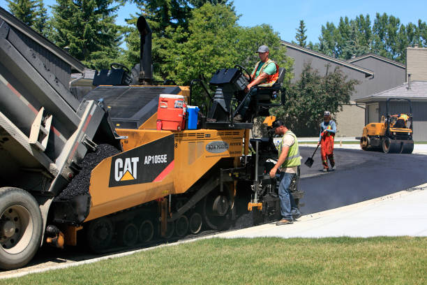 Best Driveway Paving Contractor  in Baldwinsville, NY